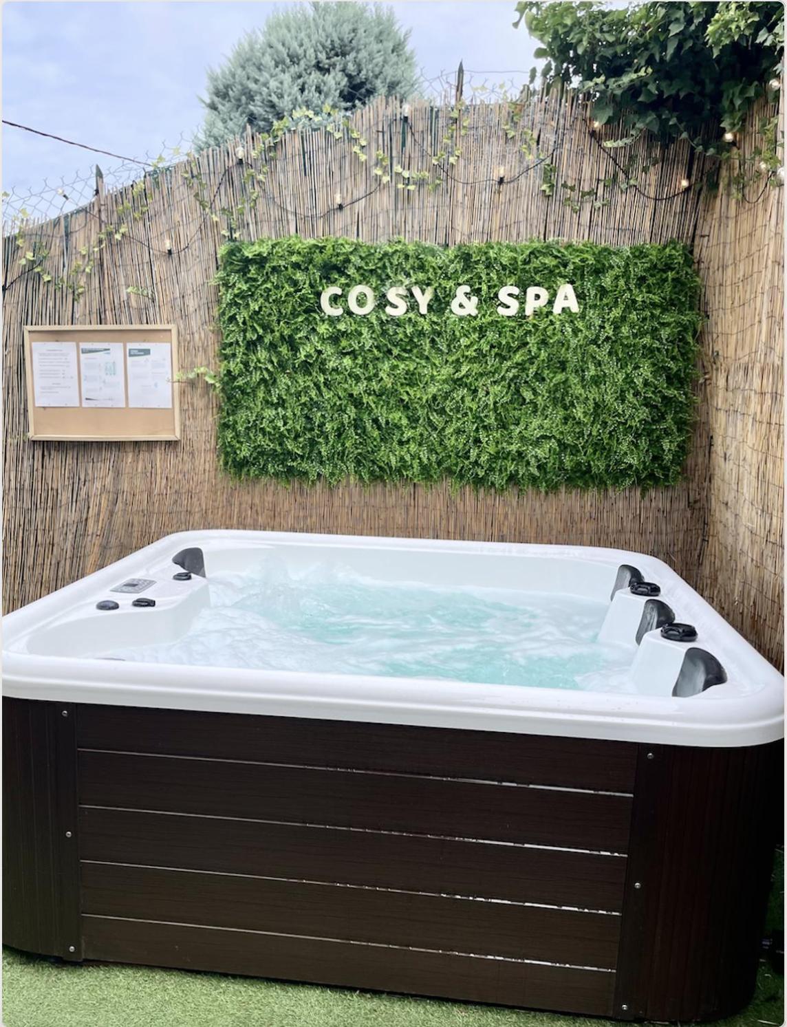 סן-אטיין Le Golf Sauna - Cosy & Spa - 2 Chambres - 4 Pers מראה חיצוני תמונה