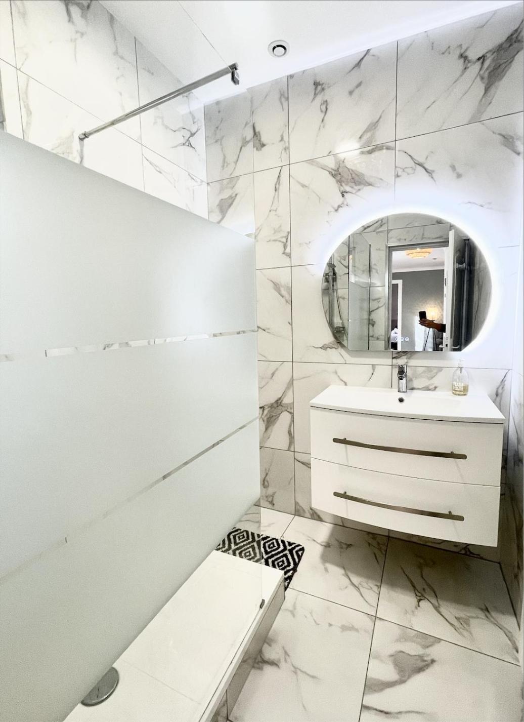 סן-אטיין Le Golf Sauna - Cosy & Spa - 2 Chambres - 4 Pers מראה חיצוני תמונה